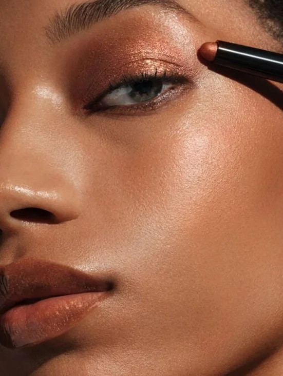 NARS Cosmetics Total Seduction Eyeshadow Stick - Picture 4 of 11